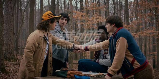 1764735377263919.jpg 《怪奇物语 5》终极季正版独家上线 Netflix.jpg